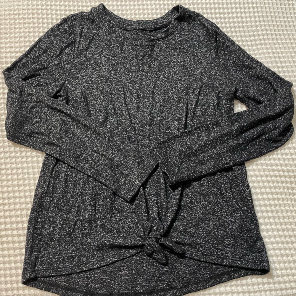 GAP - Girl’s Charcoal Long Sleeve Tee